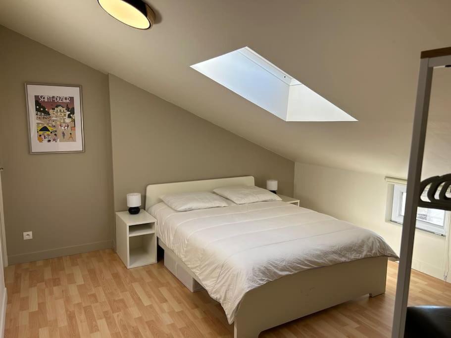 Grand Appartement De Standing Saint-Dizier Exterior photo